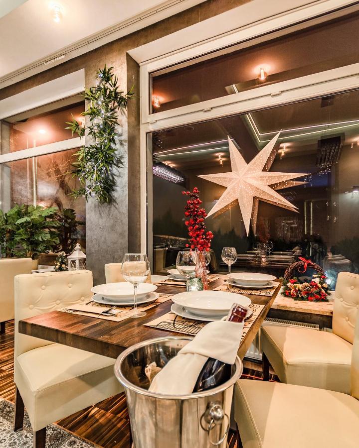 Hotel Zielonki Zielonki  Dış mekan fotoğraf